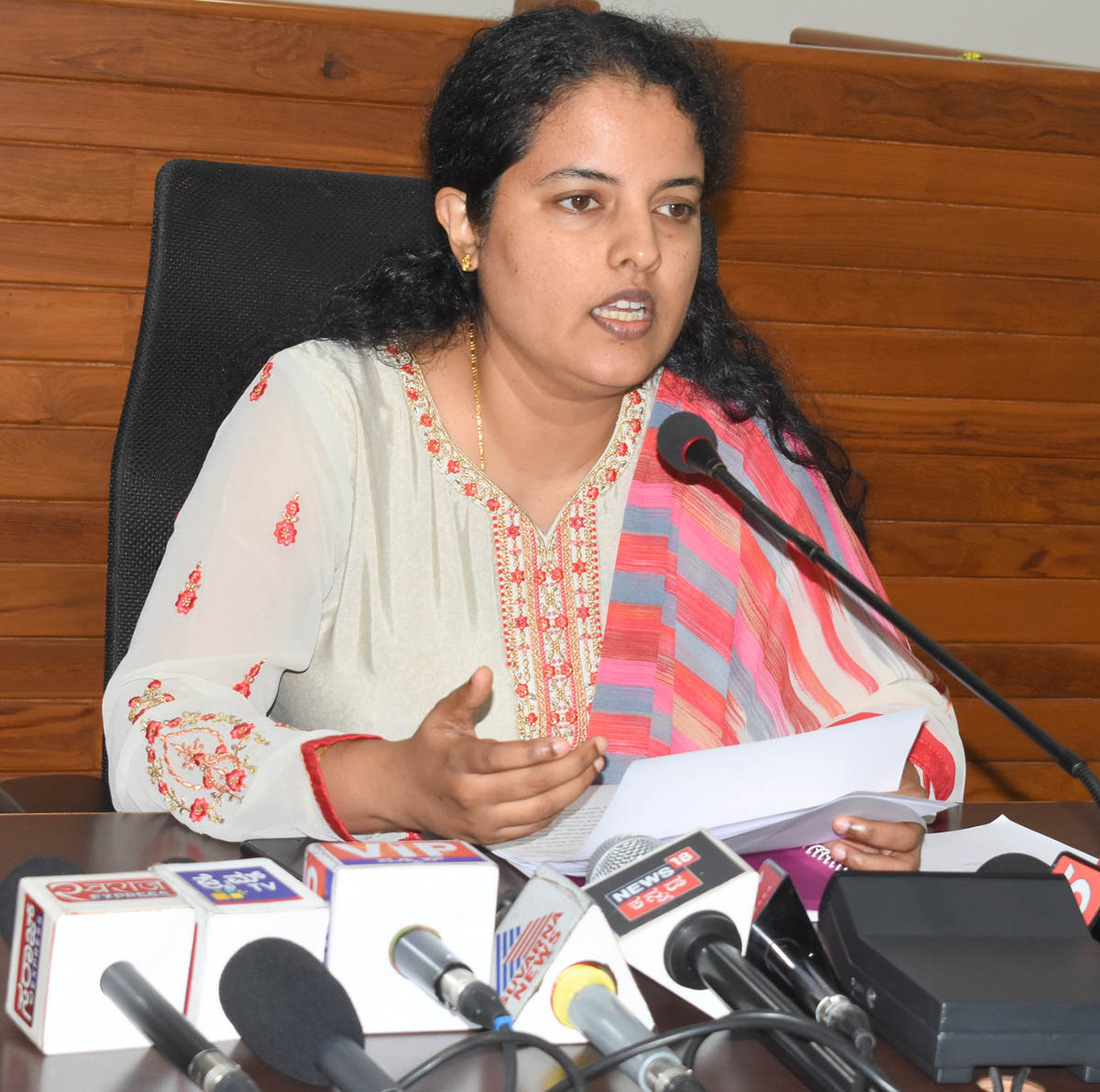 ಚುನಾವಣಾ ಆ್ಯಪ್‌ನಿಂದ 149 ಬೂತ್‌ಗಳ ಸರದಿ ಸಾಲಿನ ಮಾಹಿತಿ: ಜಿಲ್ಲಾಧಿಕಾರಿ ಪ್ರಿಯಾಂಕ